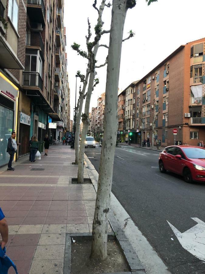 Piso Avenida De Madrid Appartement Zaragoza Buitenkant foto