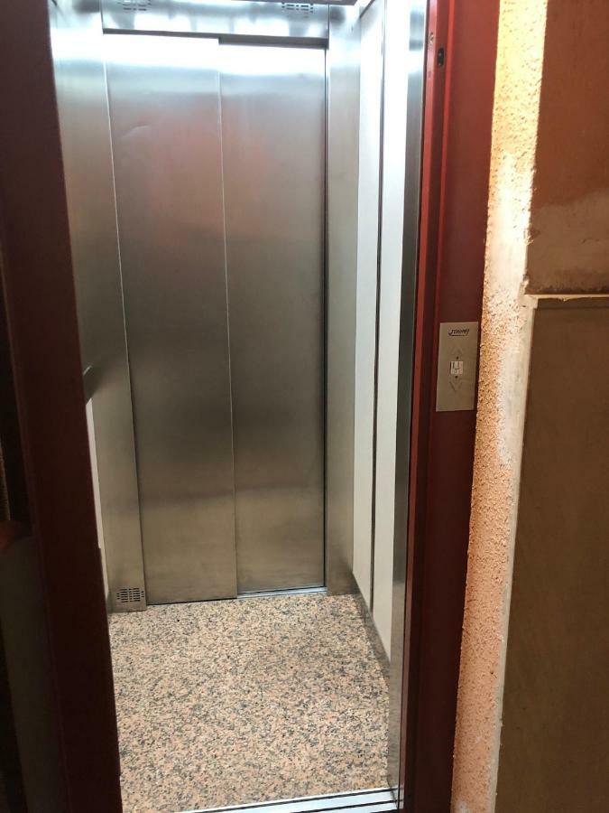 Piso Avenida De Madrid Appartement Zaragoza Buitenkant foto