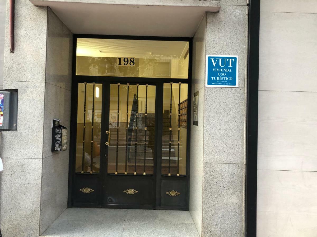 Piso Avenida De Madrid Appartement Zaragoza Buitenkant foto
